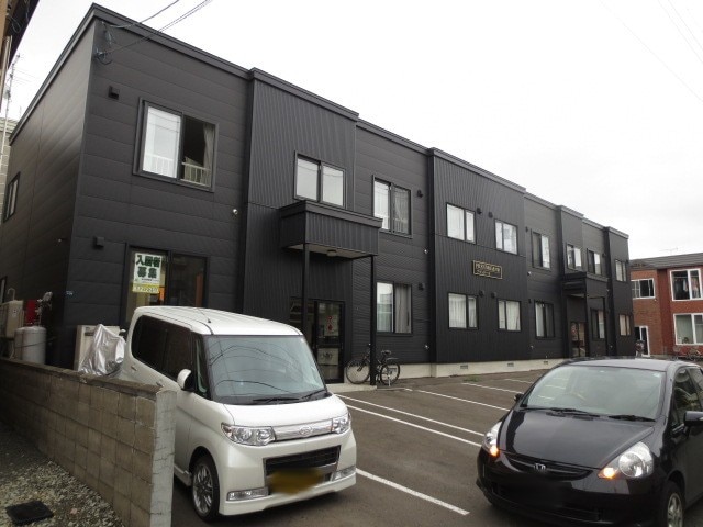 物件外観写真2　(外観写真)