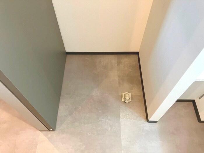 物件内観写真18　(洗濯機置場)