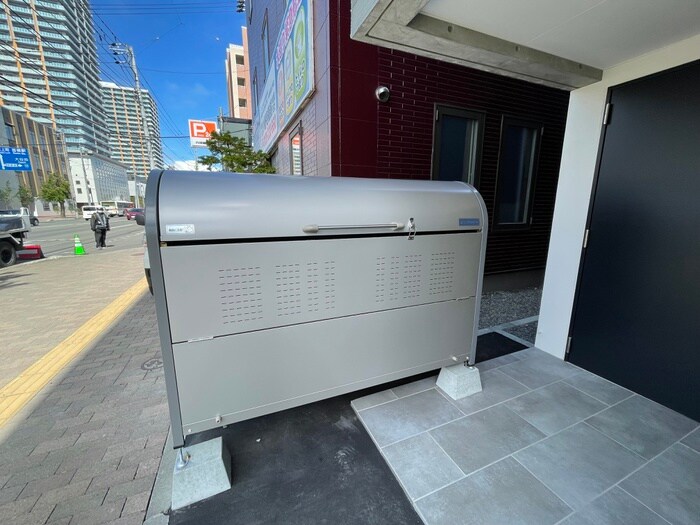 物件外観写真4　(建物設備)