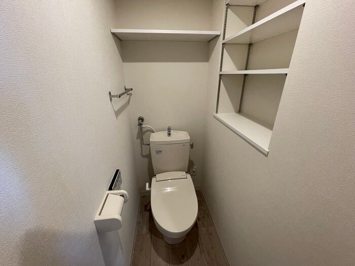 物件内観写真13　(トイレ)