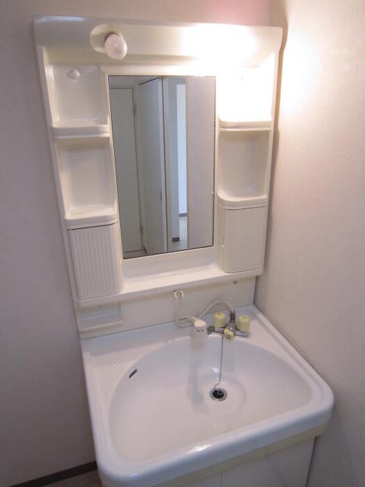 物件内観写真9　(洗面)
