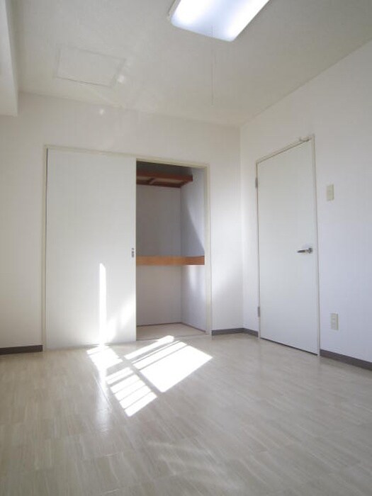 物件内観写真12　(内観写真)