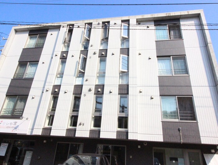 物件外観写真2　(外観写真)