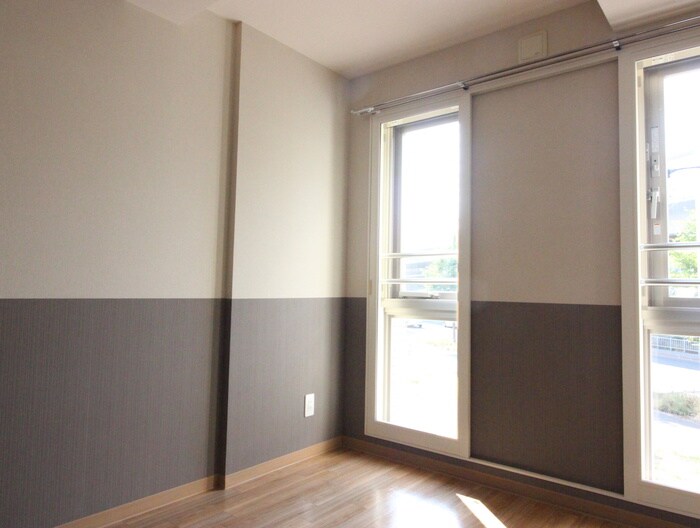 物件内観写真11　(居室)