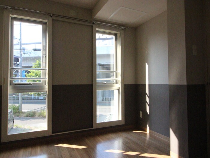 物件内観写真12　(居室)