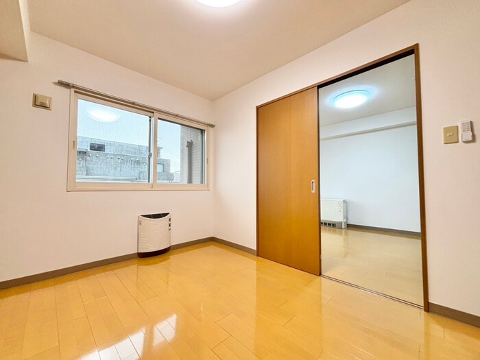 物件内観写真11　(居室)