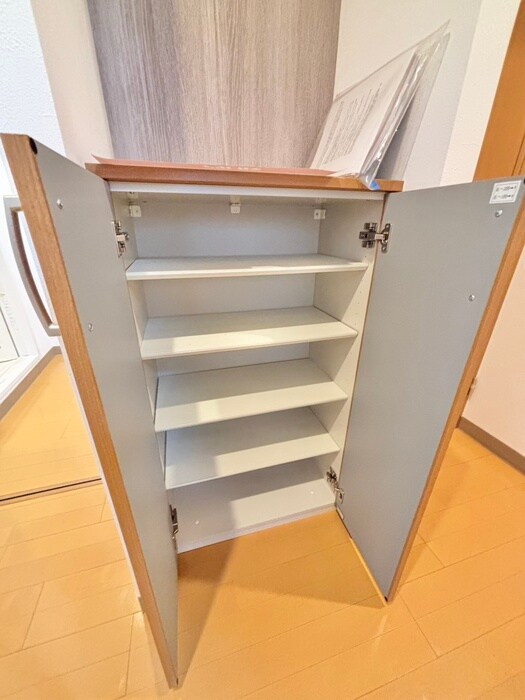 物件内観写真20　(靴箱)