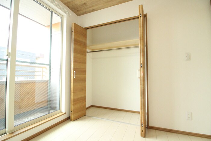 物件内観写真11　(収納)