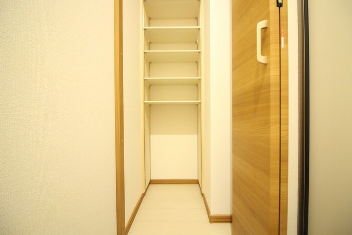 物件内観写真19　(靴箱)