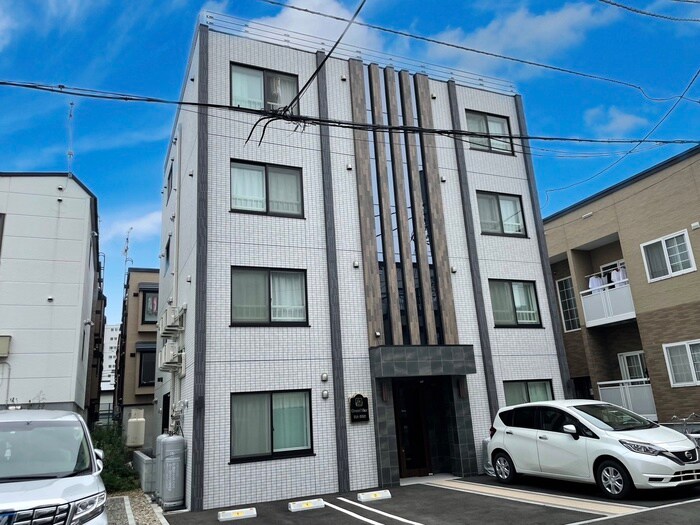 物件外観写真1　(外観写真)