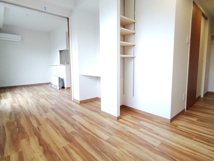 物件内観写真10　(居室)