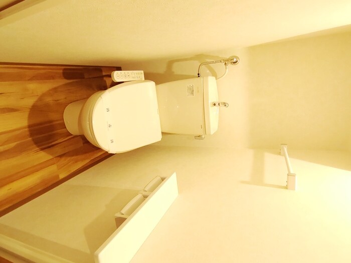 物件内観写真15　(トイレ)