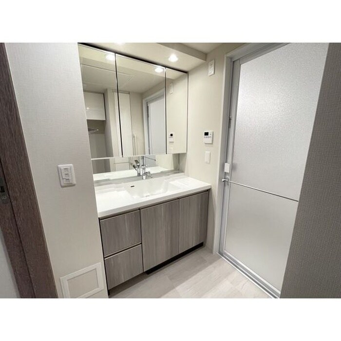 物件内観写真7　(洗面)