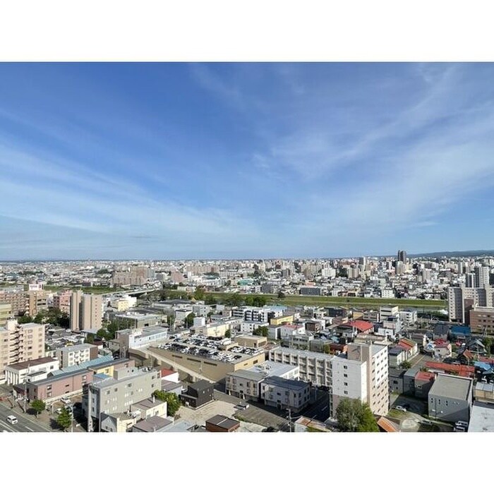 物件内観写真9　(室内からの展望)