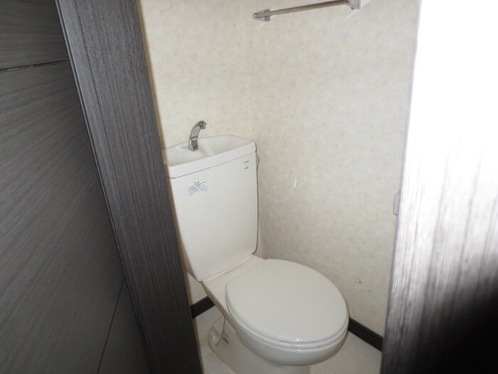 物件内観写真11　(トイレ)