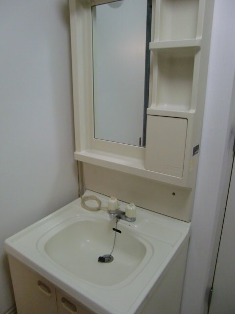 物件内観写真12　(洗面)