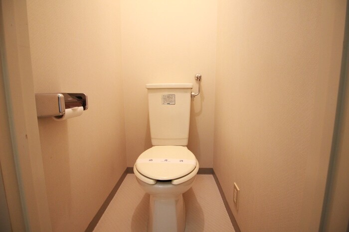 物件内観写真13　(トイレ)