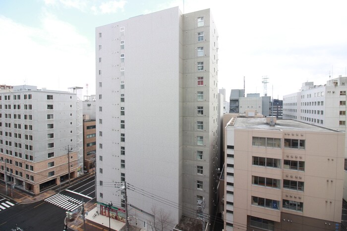 物件内観写真18　(室内からの展望)