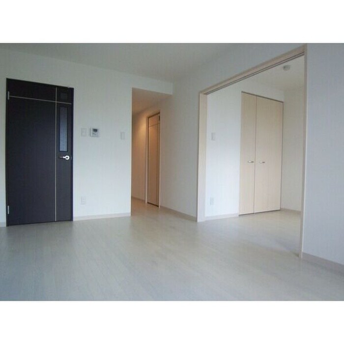 物件内観写真11　(居室)