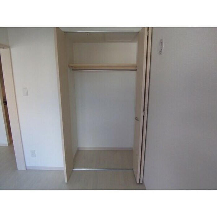 物件内観写真14　(収納)