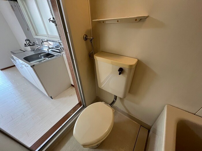 物件内観写真11　(トイレ)