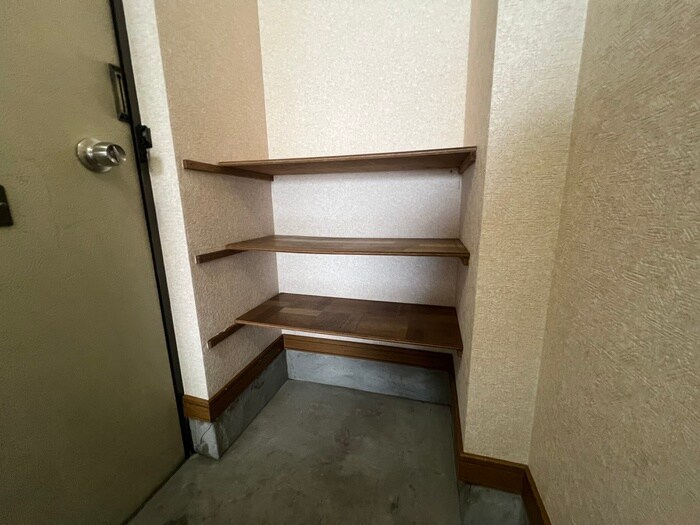 物件内観写真16　(靴箱)