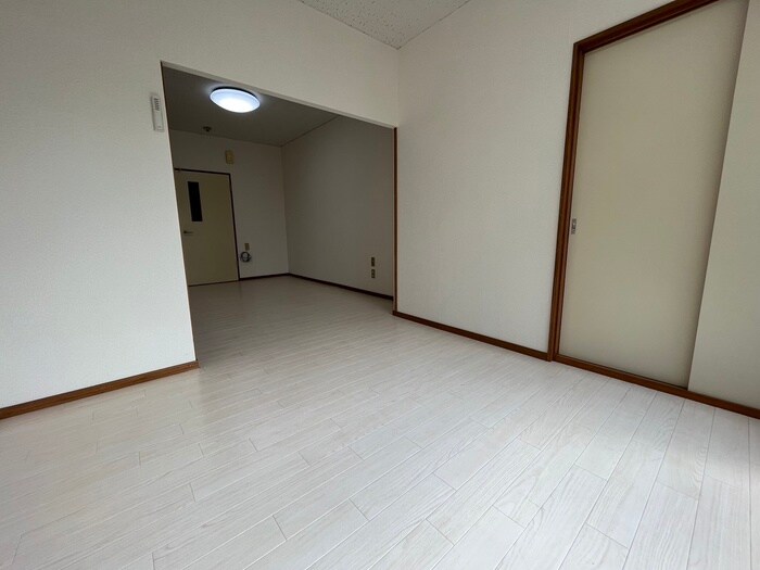 物件内観写真17　(居室)