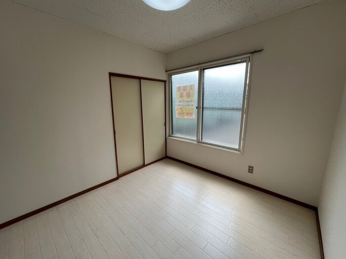 物件内観写真19　(居室)