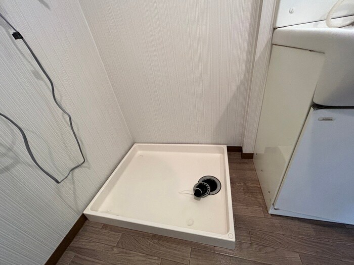 物件内観写真16　(洗濯機置場)