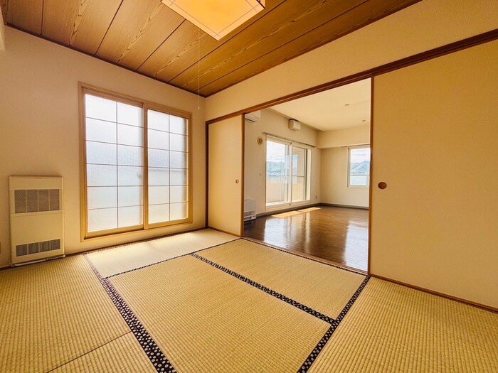 物件内観写真11　(居室)