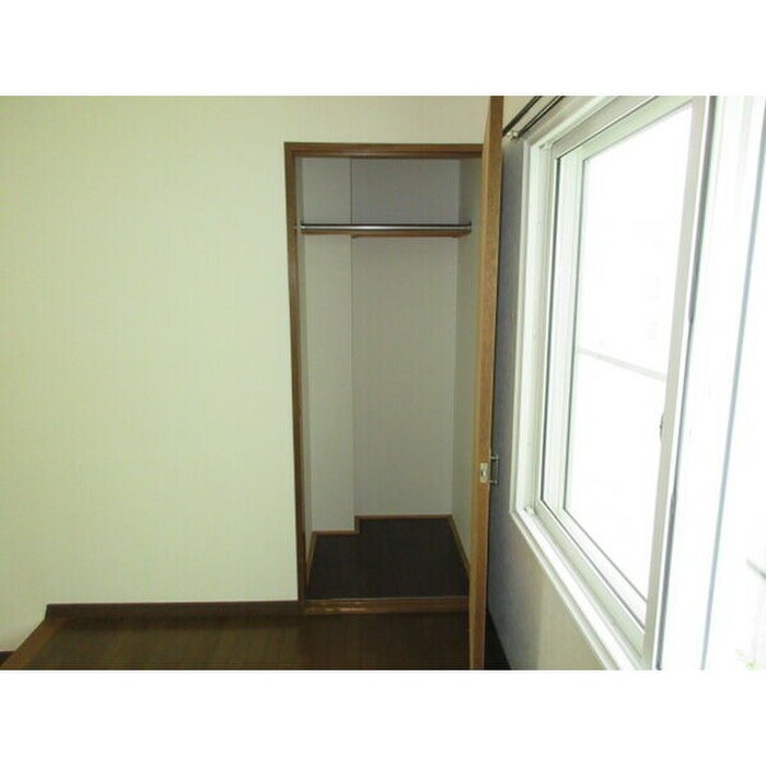 物件内観写真5　(居室)