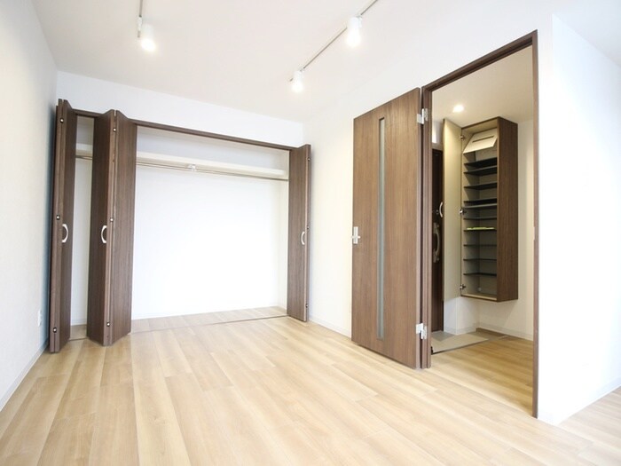 物件内観写真9　(居室)