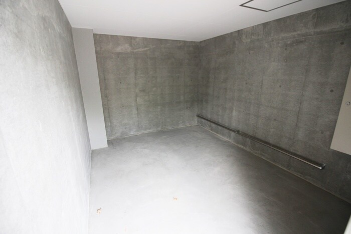 物件外観写真6　(駐輪場)