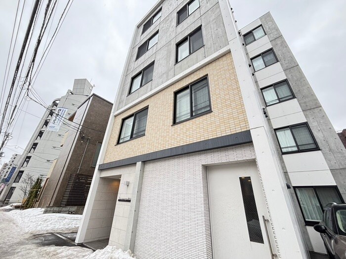 物件外観写真2　(外観写真)