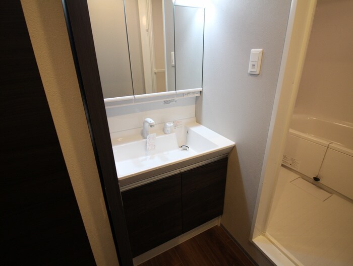 物件内観写真14　(洗面)