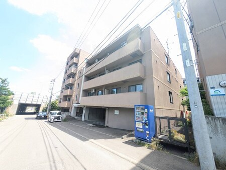 ルーデンスプレイス宮丘弐番館外観写真