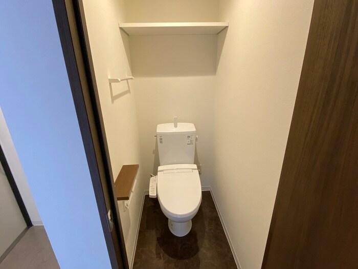 物件内観写真14　(トイレ)