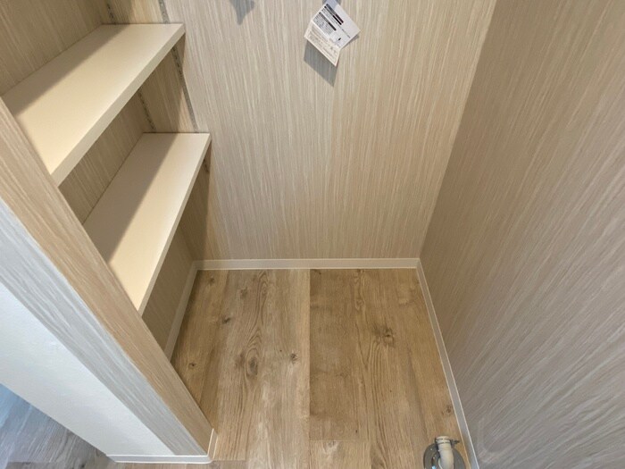 物件内観写真20　(洗濯機置場)