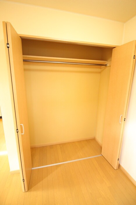 物件内観写真6　(収納)