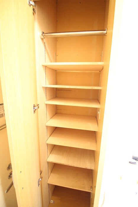 物件内観写真11　(靴箱)