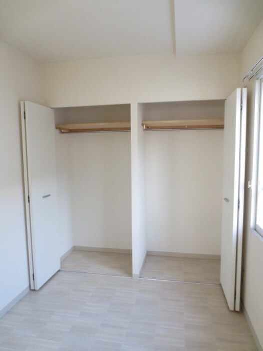 物件内観写真9　(収納)