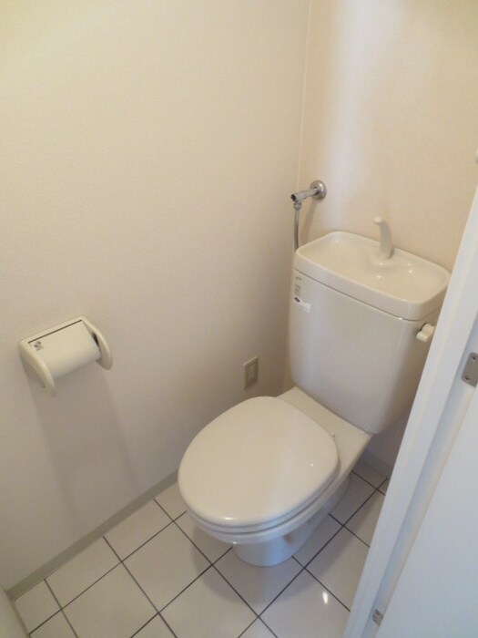 物件内観写真14　(トイレ)