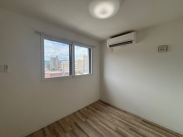 物件内観写真12　(居室)