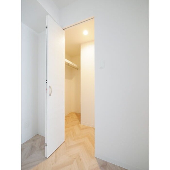 物件内観写真9　(収納)