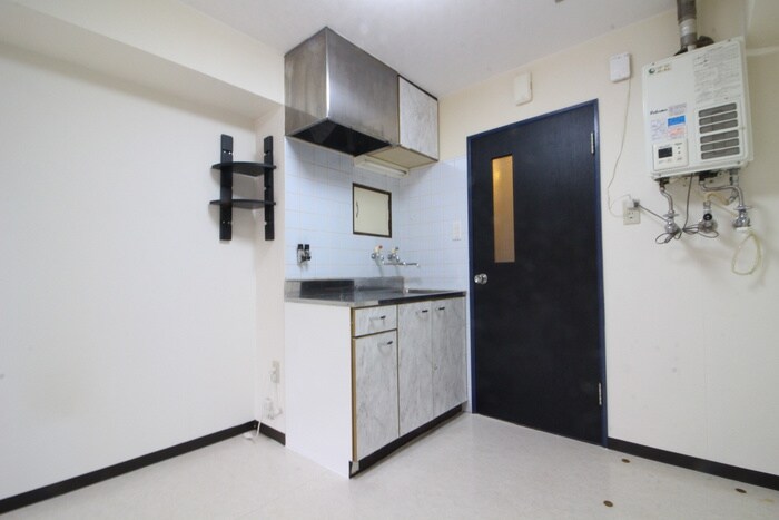 物件内観写真11　(居室)