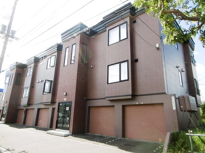 物件外観写真3　(外観写真)