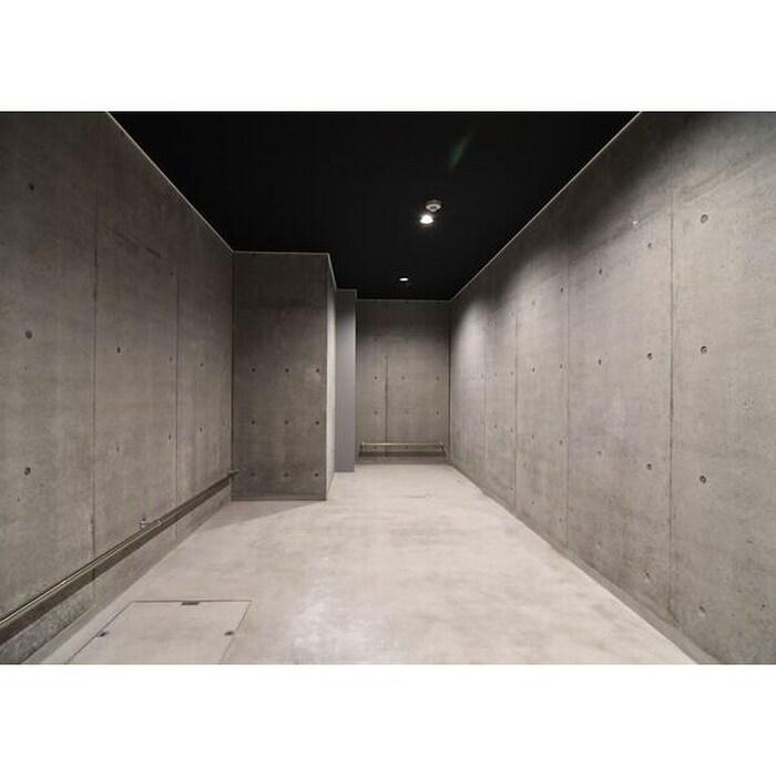 物件外観写真4　(駐車場)