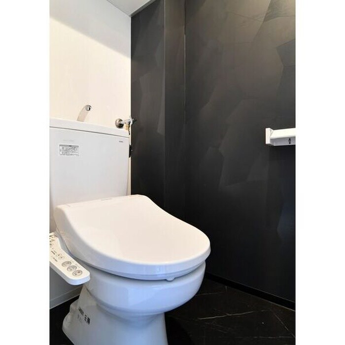 物件内観写真14　(トイレ)