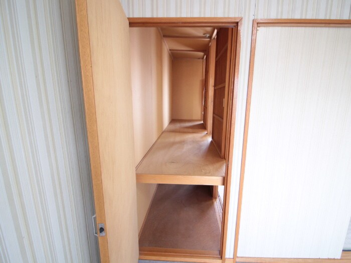 物件内観写真18　(収納)