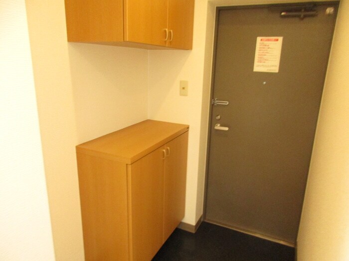 物件内観写真21　(玄関)